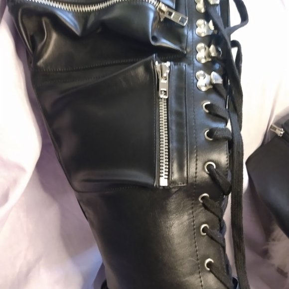 SOLD ON FACEBOOK MARKETPLACE - Picture 5 of 9